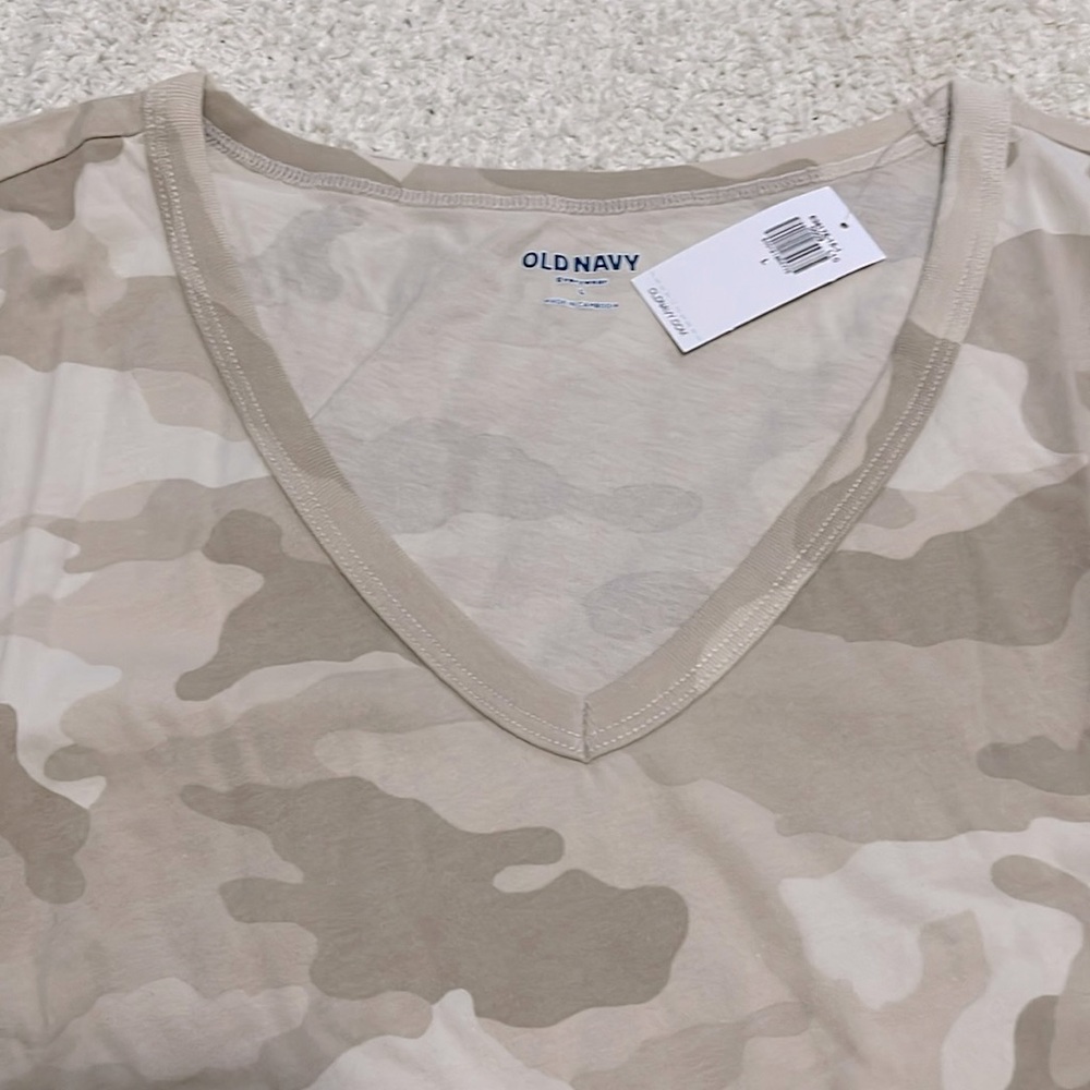 NWT- Old Navy - L & XL. Camo V Cut Twe - Picture 5 of 7
